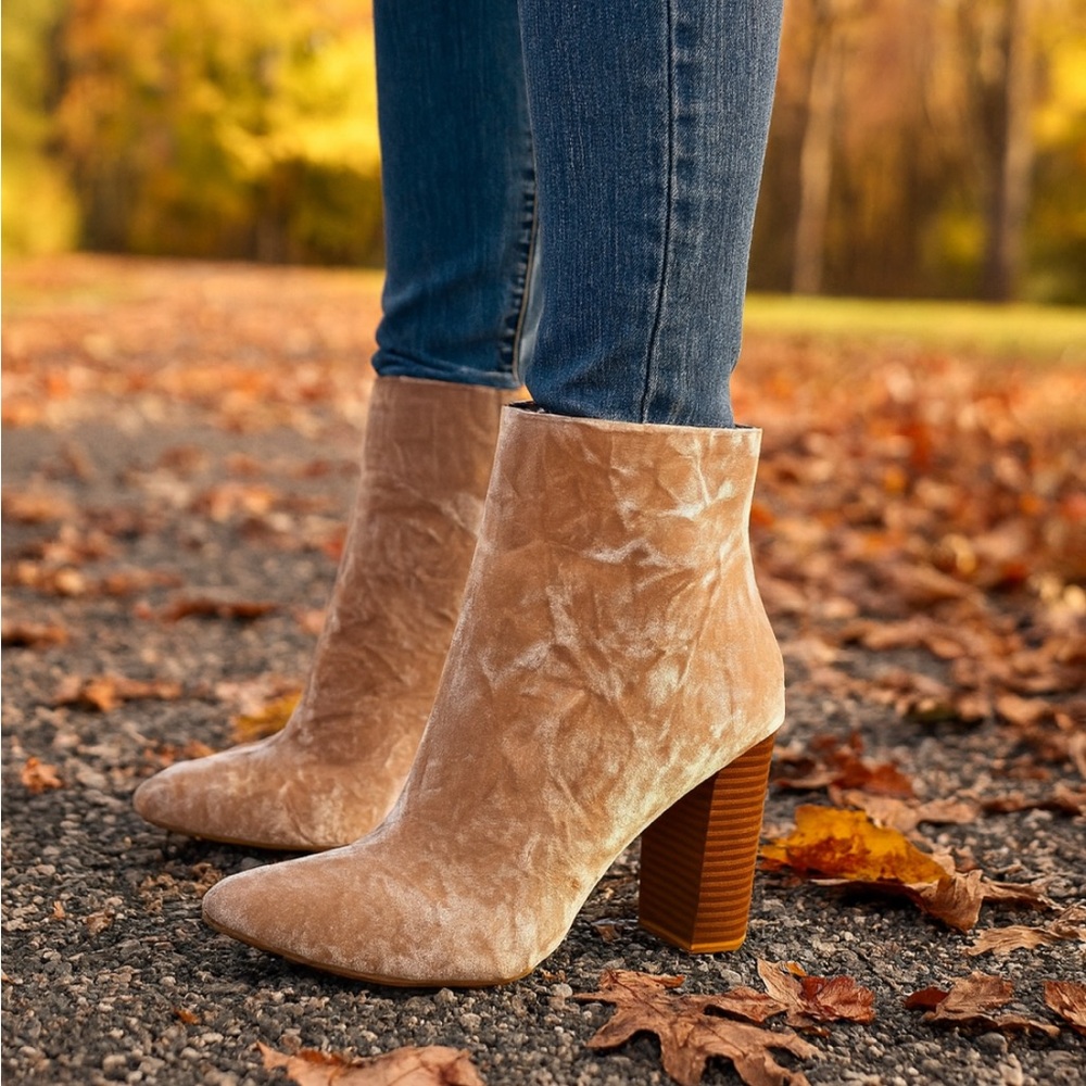 Women's Beige Velvet Ankle Booties Size 8 Ultra High Heel Casual